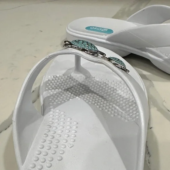 OKA b. White Sandals with Turtle Embellishments - Picture 5 of 12